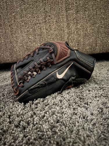Nike MVP Edge 12.5” Outfield Baseball Glove LHT Left Hand Throw
