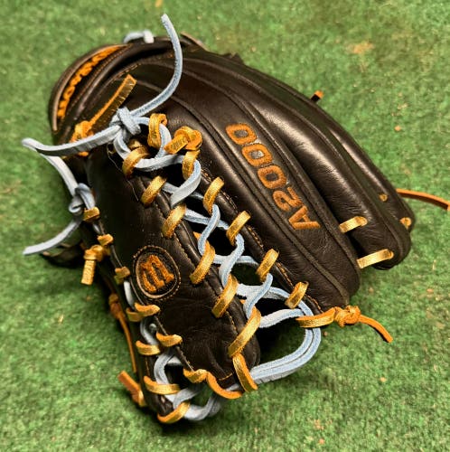 Wilson A2000 11.75” 11 3/4" Black Pro-Stock Baseball Glove RHT DKOTIF refreshed and relaced