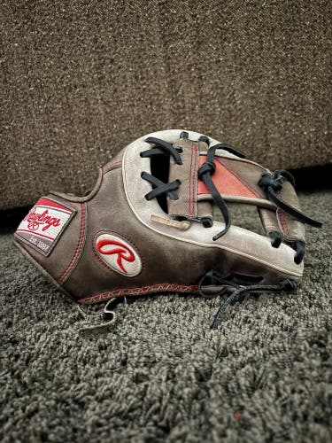Rawlings Heart of the Hide PRO314-2BKN 11.5” Infield Baseball Glove RHT
