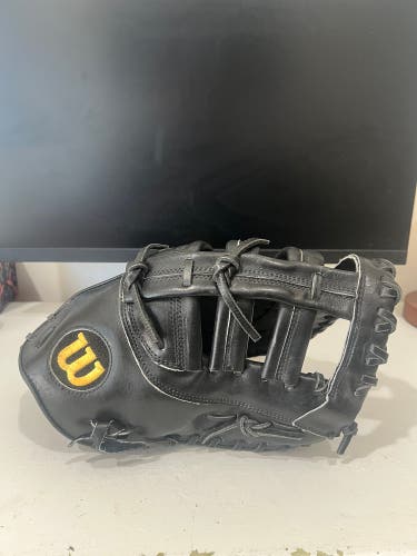 Wilson A2000 2800 First Base Glove