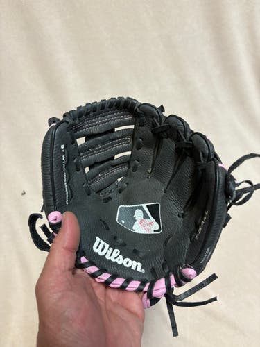 RH Wilson T Ball Baseball Glove 9" (Used)