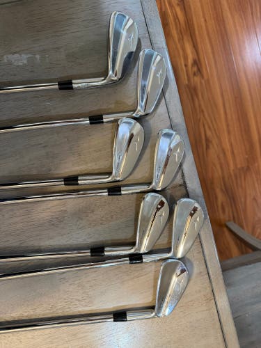 2020 Mizuno MP-20 Right Handed Iron Set Stiff Flex (Used)