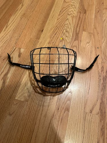 Bauer Full Cage (Used)