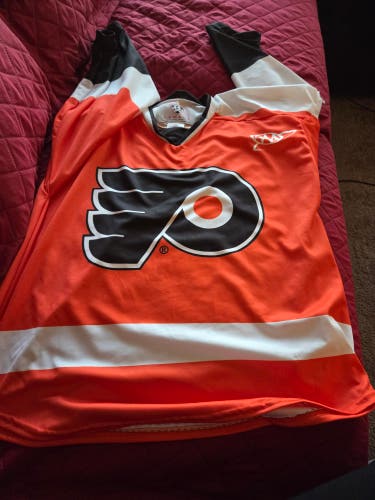 Orange Large/Extra Large Kids Unisex Jersey (Used)