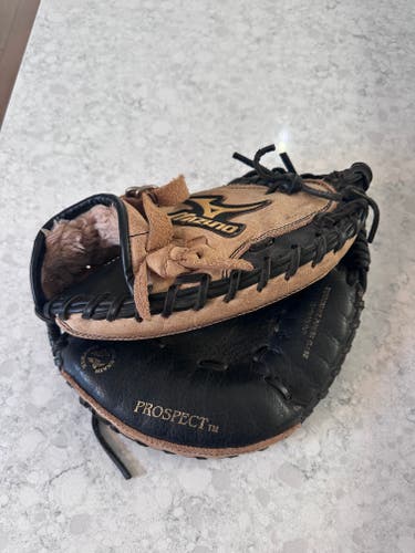 Catchers Glove - Mizuno