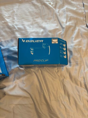 Bauer Pro Straight Visor Clear Visor (New) (comes 2 with pro clips) (no screws)