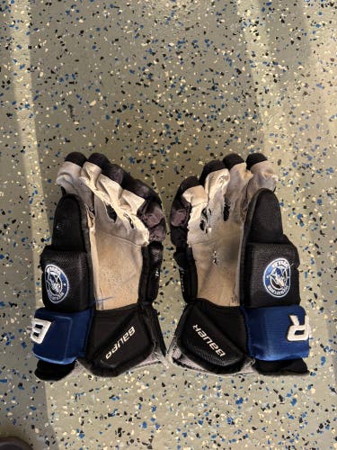 Wenatchee Wild Gloves size 15 ( used)
