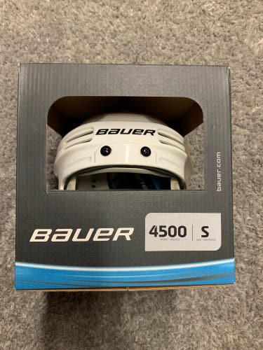 Bauer 4500 Pro Stock Hockey Helmet White Small New