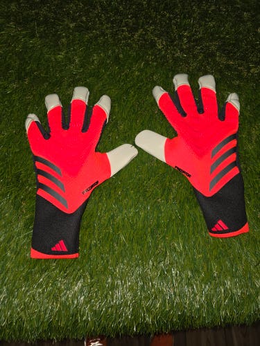 ADIDAS PREDATOR GL PRO HYBRID. Size 10