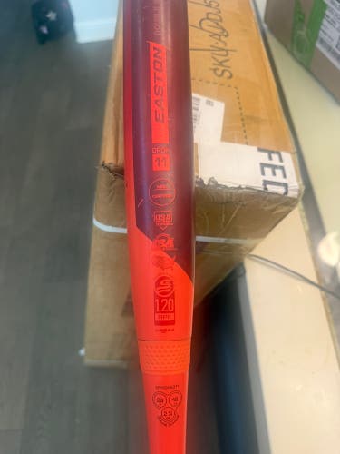 2026 Easton Ghost Advanced Composite Bat (-11) 18 oz 29" (Used)