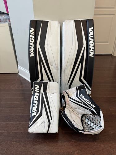 30+2" Vaughn SLR3 Intermediate Regular Goalie Full Set (Used)