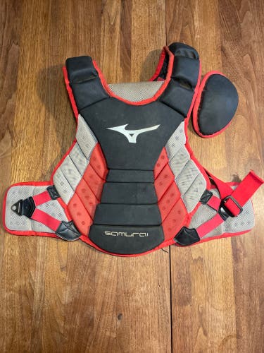 Mizuno Samurai Catcher's Chest Protector (Used)