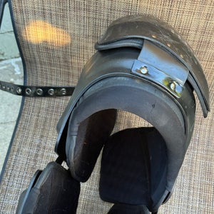 Extra Large Adult Xenith Velocity Pro Light Shoulder Pads (Used)