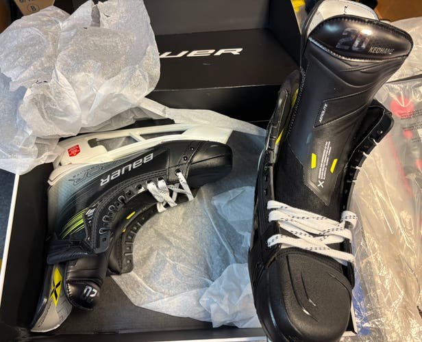 Bauer Vapor Hyperlite2 Hockey Skates Pro Stock Size 11 Fit 296mm (New) with Fly Ti steel