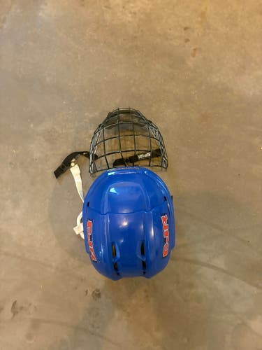 Large CCM FitLite 30 Helmet (Used)