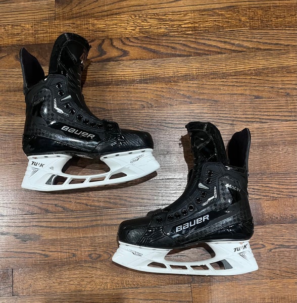 Bauer Supreme Mach Hockey Skates Size 7 Regular Width