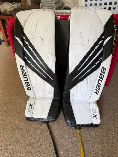 35" Senior Large Bauer Vapor 3X goalie pads