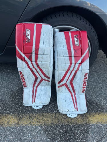 Vaughn Velocity V10 Goalie Leg Pads, 24+2