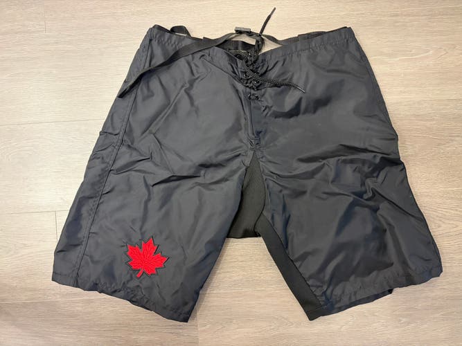 Canada 4 Nations - CCM PP10 Pants Shell Size Medium - NHL Pro Stock