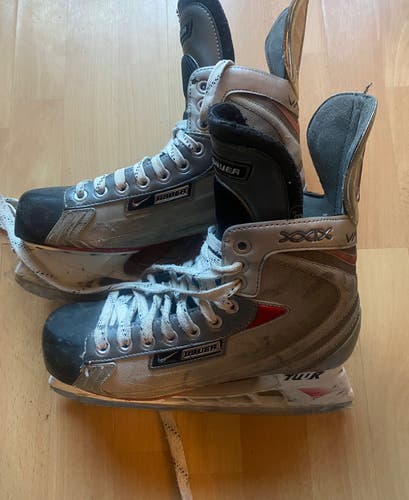 Silver Bauer Nike Hockey Skates 8 (Used)