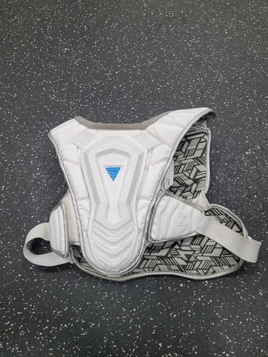 Used True Zero Lyte Lacrosse Shoulder Pads White Lg 11849-s000040587