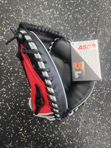 New A500 32" Catchers Red Blk 11849-wilwbw10254632