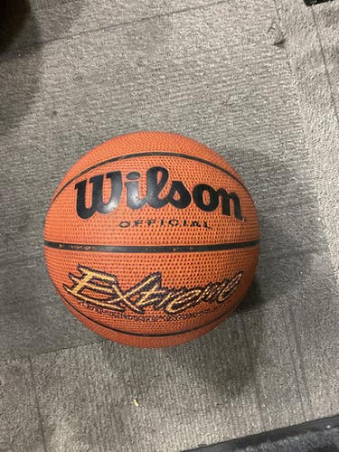 Used Wilson Extreme Basketball Adult Indoor 11614-s000238073