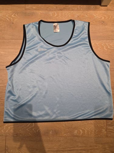 8 Adult Large training Bib blue