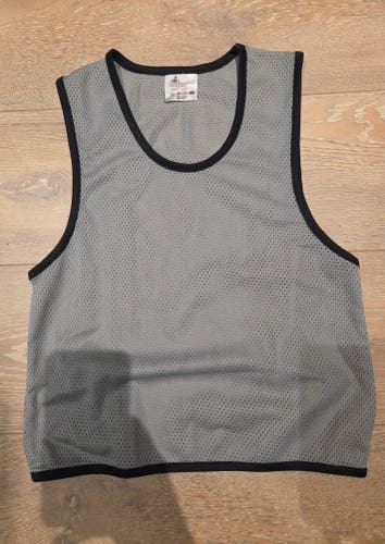 Youth Medium and Large size Grey Training Bib (New)