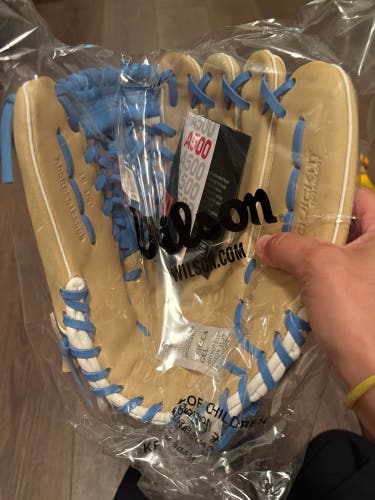Wilson A500 RH Baseball Glove (New) 12 1/4