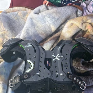 X-Tech Super Skill Shoulder pads *BARELY WORN*