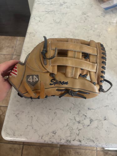 44 Pro Custom RH Outfield Baseball Glove 12.5" (Used)