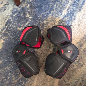 Intermediate Large Bauer Vapor 3X Elbow Pads Pro Stock (Used)