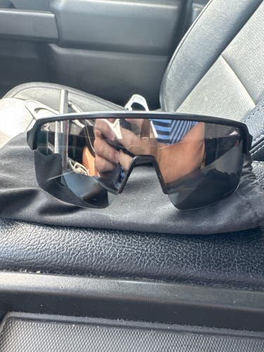 Men's One Size Fits All Oakley Sutro Sunglasses (New)