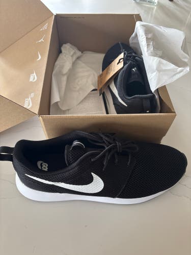 Men's Size M 12.0 (W 13.0) Nike Roshe G Golf Shoes (New)
