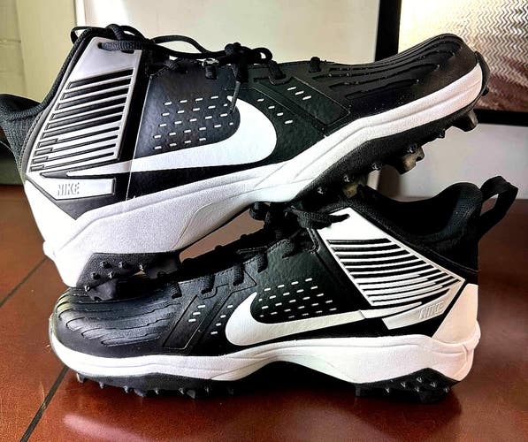 Nike Zoom Force Savage Pro Shark 3 Molded Football Cleats Men's 16 Black