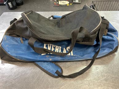 Used Everlast Boxing Accessory 11868-s000061256
