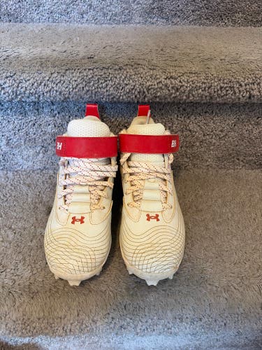 Red Men's 1.5Y (Big Kids / Youth) Youth Under Armour Harper 7 High Top Molded Cleats (Used)