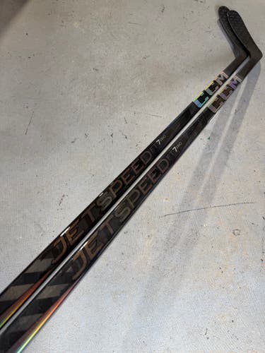 CCM JETSPEED FT7 PRO 2 PACK Pro Stock Hockey Stick Grip P46 95 Flex Left 9947