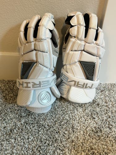 Maverik M5 Lacrosse Gloves (New)