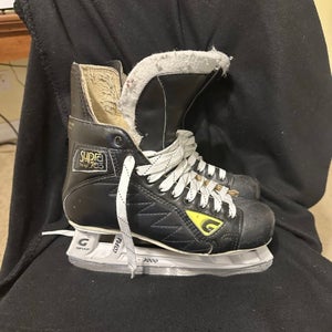 Graf Supra 703 Hockey Skates Regular Width 7.5 (Used)