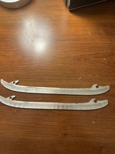 Graf Ultra 5000 263 mm (Used) Hockey Skate Blades Runners
