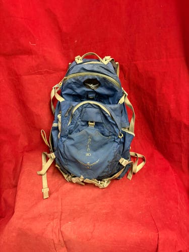 Backpack: Blue Adult Unisex Osprey Backpack (Used)
