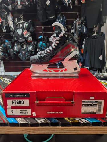 CCM JetSpeed FT 680 Hockey Skates Regular Width 6 (New)