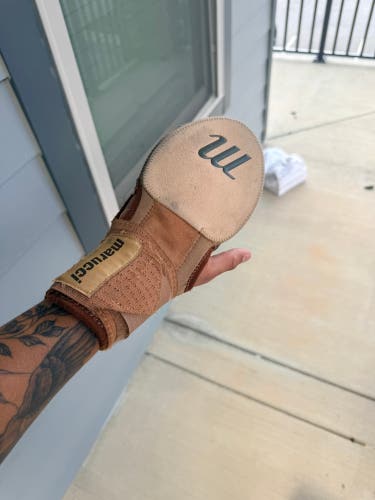 Gold Senior Marucci Sliding Mitt (Used)