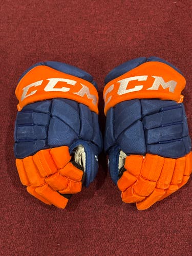 New York Islanders CCM HGPJSPP Gloves 13" Pro Stock Item#PSBB21G