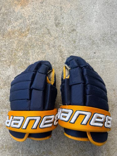 Bauer 4 Roll Gloves 13" (Used)