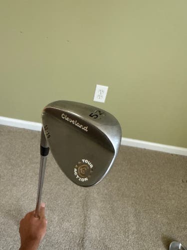 Men's Cleveland tour action Left Hand Wedge Wedge Flex 52 Degree Steel Shaft (Used)