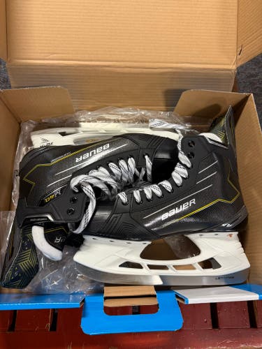 Black 2024 Bauer Supreme M40 Hockey Skates 14 (New)