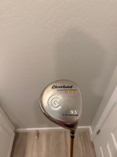 Men's Cleveland Launcher Right Handed Driver Stiff Flex 9.5 Loft Graphite Shaft (Used)